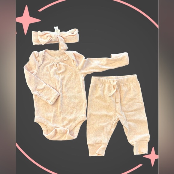 3 Baby Gap Outfits 0-3M - Picture 3 of 7